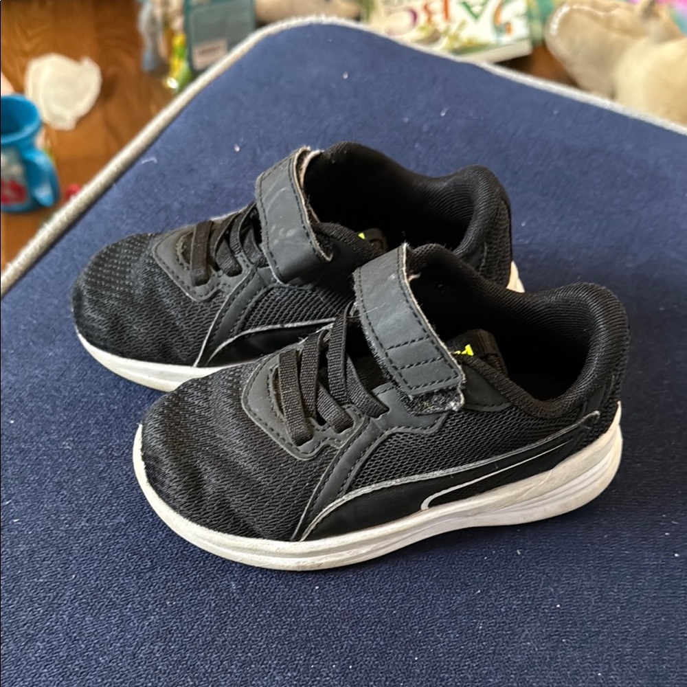 Puma Kids Black Sneakers